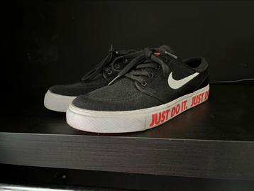 Janoski “just do it” maat 38,5 beschikbaar voor biedingen