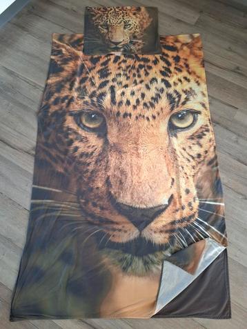 Snoozing Lupard dekbedovertrek 140x200/220cm beschikbaar voor biedingen