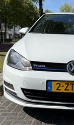 Volkswagen Golf 1.6 TDI 81KW 5D DSG 2015 Wit, Auto's, 4 cilinders, 1239 kg, Wit, Origineel Nederlands