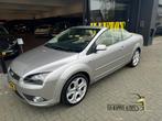 Ford Focus Coupé-Cabriolet 2.0-16V Titanium / 118875 KM, Auto's, Te koop, Zilver of Grijs, Benzine, 73 €/maand