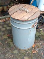 Grote Vintage metalen prullenbak met houten deksel, Ophalen, Zo goed als nieuw, Rvs, Minder dan 50 cm