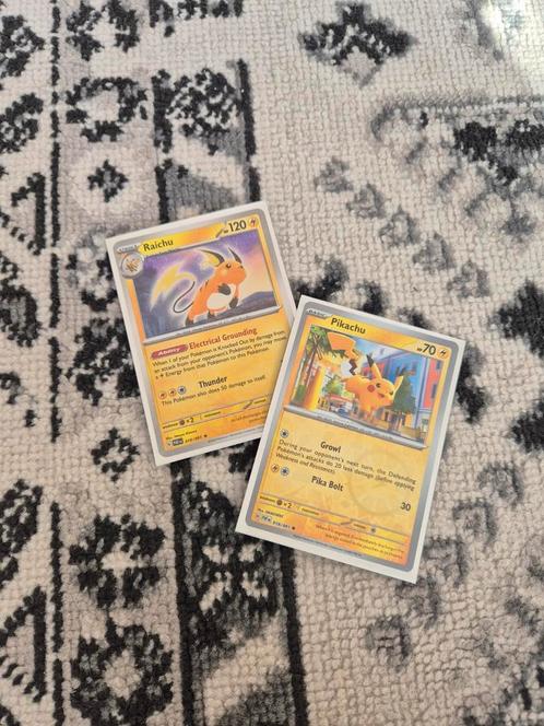 Pikachu Reverse & Raichu holo (Paldea Evolved & 151), Hobby en Vrije tijd, Verzamelkaartspellen | Pokémon, Zo goed als nieuw, Meerdere kaarten