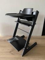Zwarte Stokke Tripp Trapp Stoel + Babyset V3 + Playtray, Kinderen en Baby's, Kinderstoelen, Ophalen, Zo goed als nieuw, Meegroeistoel