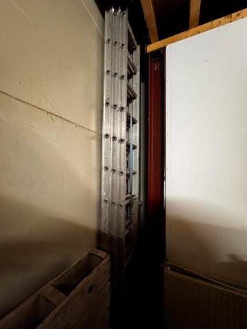 3 delige alu ladder beschikbaar voor biedingen