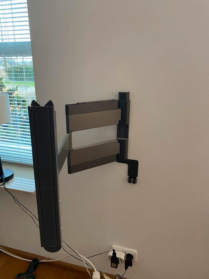 Vogel thin345 zilver nu VOGELS TVM 5445 compleet, Audio, Tv en Foto, Televisiebeugels, Zo goed als nieuw, Ophalen