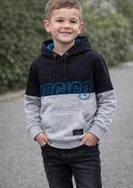 Vingino trui maat 104, Kinderen en Baby's, Kinderkleding | Maat 104, Ophalen of Verzenden, Zo goed als nieuw, Jongen, Trui of Vest