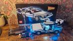 LEGO 10300 Back to the Future + stand & lightkit, Ophalen of Verzenden, Zo goed als nieuw, Complete set, Lego