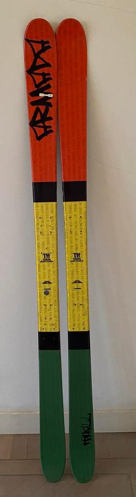 Armada Twintip Ski's 176cm, Sport en Fitness, Skiën en Langlaufen, Gebruikt, Ski's, Skiën, Overige merken, 160 tot 180 cm, Ophalen