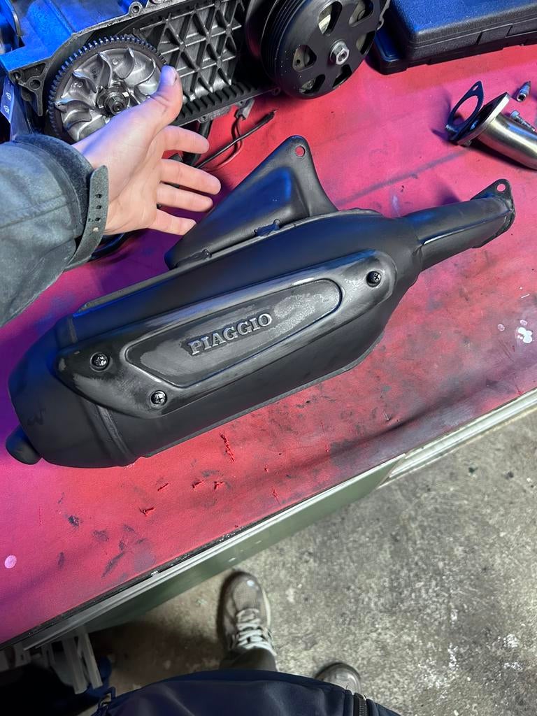 SE01 sito uitlaat 125-180cc, Fietsen en Brommers, Ophalen of Verzenden, Zo goed als nieuw, Uitlaat, Piaggio