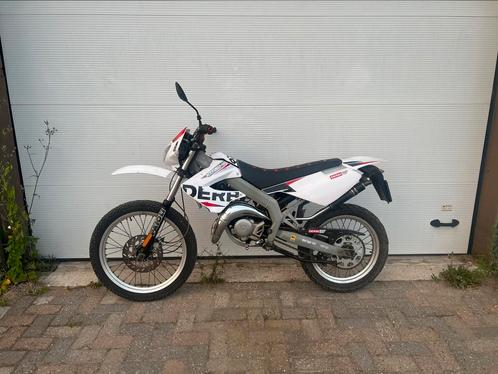 Derbi senda project, Fietsen en Brommers, Brommers | Derbi, Gebruikt, Maximaal 45 km/u, Ophalen