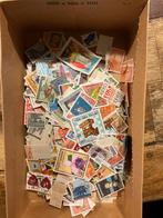 Schoenendoos afgeweekt wereld, Postzegels en Munten, Postzegels | Volle albums en Verzamelingen, Ophalen of Verzenden