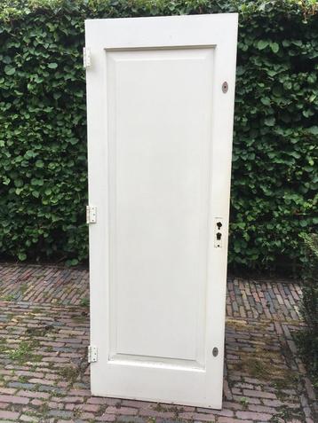2 Paneeldeuren beschikbaar voor biedingen