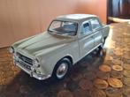 1:18 Peugeot 403 Berline Grand Luxe 8cv uit 1965 Solido, Hobby en Vrije tijd, Modelauto's | 1:18, Ophalen of Verzenden, Zo goed als nieuw