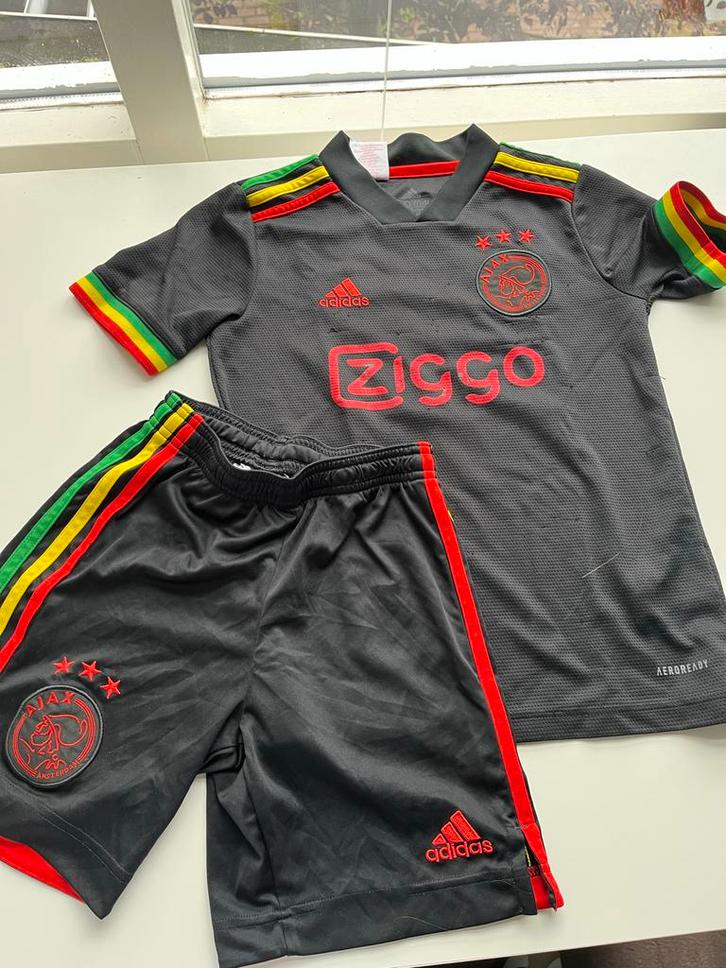 Ajax Uitshirt 2021/2022 - Three Little Birds - Maat 140, Kinderen en Baby's, Kinderkleding | Overige, Zo goed als nieuw, Jongen of Meisje