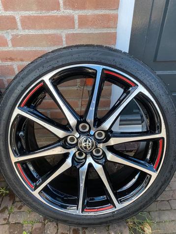 Toyota Yaris GR 215-40-18 inch velgen Bridgestone banden beschikbaar voor biedingen