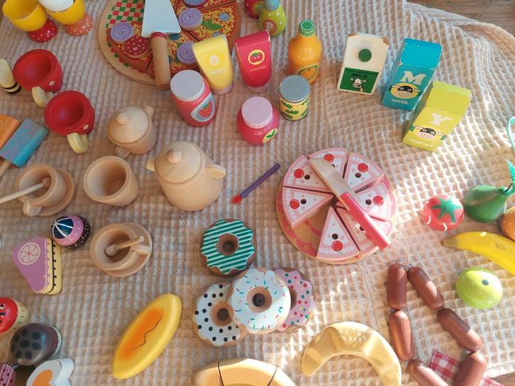 Compleet houten winkeltje, theeservies, taartjes, ijsjes, Kinderen en Baby's, Speelgoed | Houten speelgoed, Ophalen