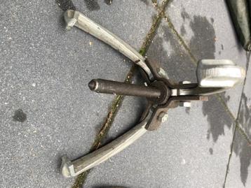 poelietrekkers beschikbaar voor biedingen