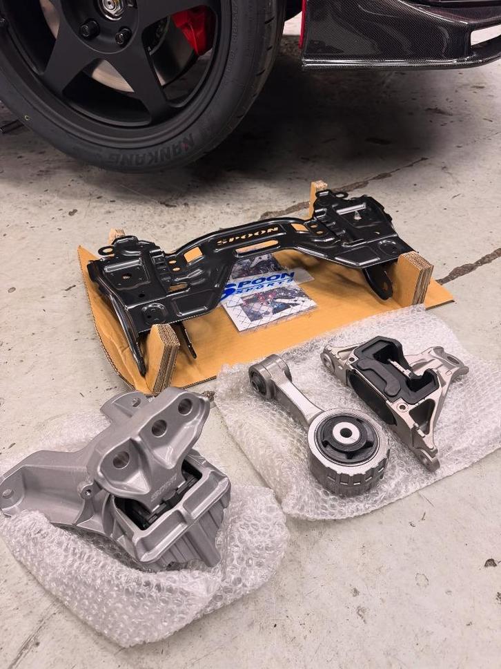 Spoon engine transmission mount set - Honda Civic Type-R FL5, Auto diversen, Tuning en Styling, Ophalen of Verzenden