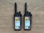 2x Motorola DP4401e (UHF) met accu's, laders en progr. kabel, 5 tot 15 km, Ophalen of Verzenden, Zo goed als nieuw, Portofoon of Walkie-talkie