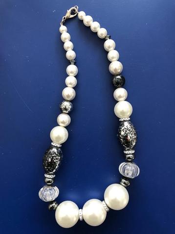 nieuwe ketting beschikbaar voor biedingen