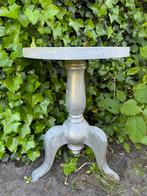 Tuintafeltje rond plantentafel, Ophalen