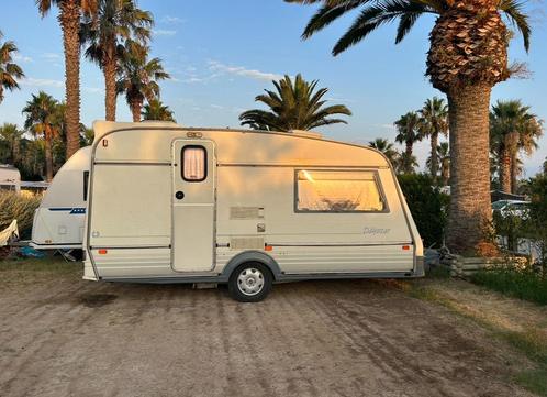 AWARD D STAR CARAVAN TE KOOP VRAAGPRIJS 2500 staat in Spqnje, Caravans en Kamperen, Caravans, Particulier, tot en met 3, 750 - 1000 kg