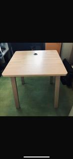 Te koop berken houten Ikea tafel 74 x 74 cm., Huis en Inrichting, Tafels | Eettafels, 50 tot 100 cm, Vierkant, Overige houtsoorten