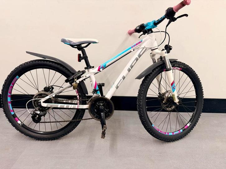 Cube Mountainbike 24 inch - Kinderfiets, Fietsen en Brommers, Fietsen | Meisjes, Gebruikt, 24 inch, Handrem, Ophalen