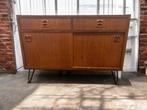 vintage kast / commode  op metalen hairpin poten, Ophalen