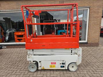 Genie Gs1530 schaarlift hoogwerker gekeurd (bj 2014) beschikbaar voor biedingen
