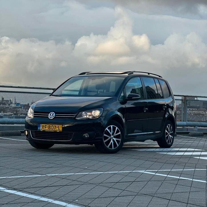 Volkswagen Touran 1.4 TSI FULL OPTION 7Persoons 2010 Zwart, Auto's, Volkswagen, Particulier, Touran, Benzine, C, MPV, Handgeschakeld