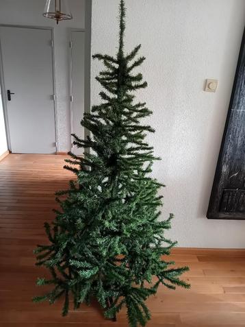 KUNSTKERSTBOOM 180CM beschikbaar voor biedingen