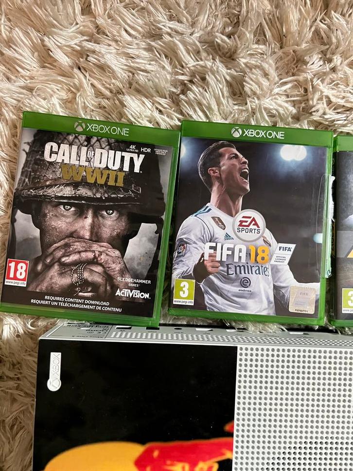 Xbox One S console met spellenen controller, Spelcomputers en Games, Games | Overige, Gebruikt, Overige genres, 1 speler, Vanaf 3 jaar