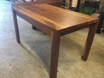 Prachtige noten houten Tafel (bureau) met diepe lades. - afbeelding 3