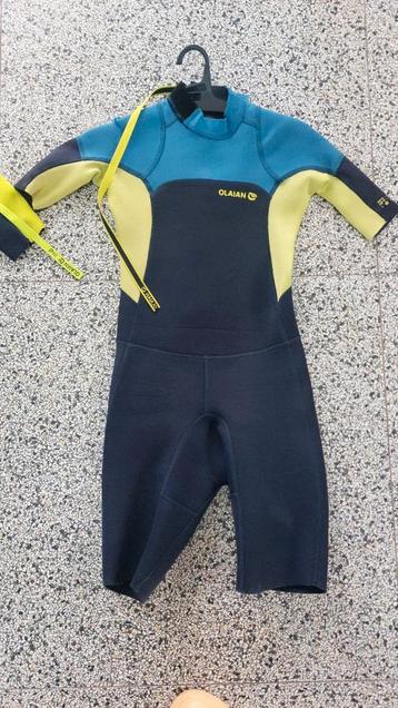 Wetsuit 1,5mm dikte ongeveer maat 140 beschikbaar voor biedingen