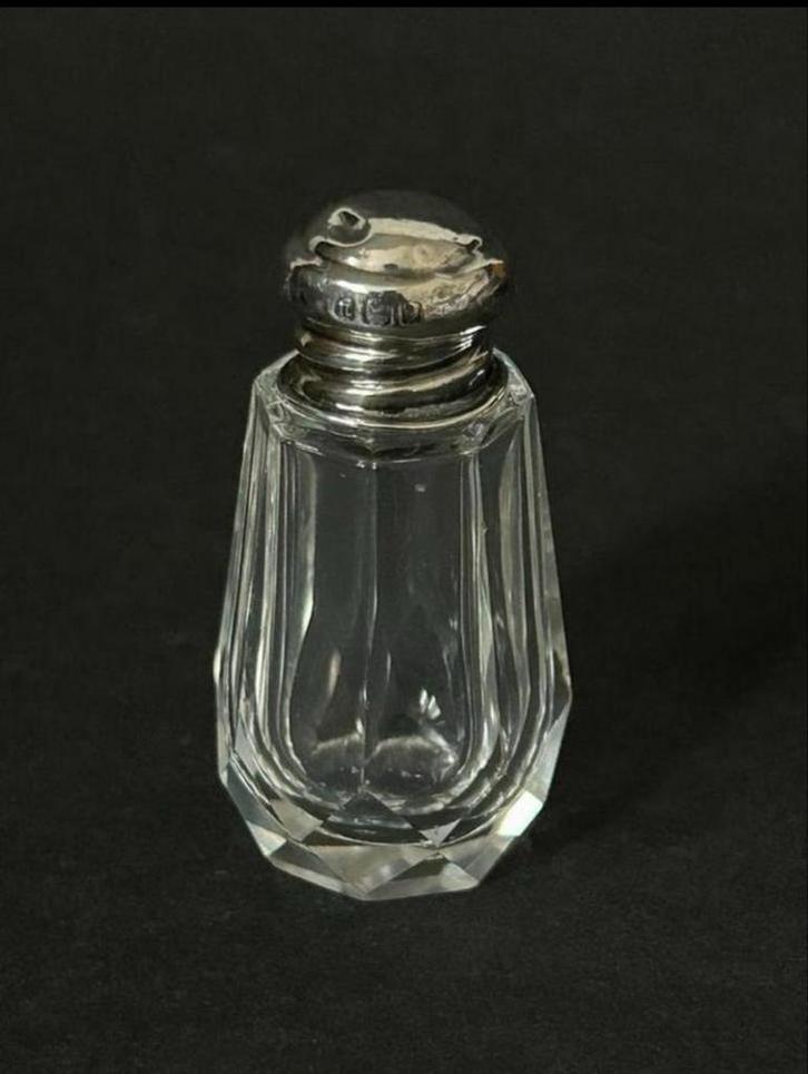 Klein Kristal met Zilver Engels Parfum Flesje, 1908, Antiek en Kunst, Antiek | Glas en Kristal, Ophalen of Verzenden