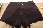 nieuwe zwarte used look short maat 44, Kort, Zwart, Maat 42/44 (L), Nieuw