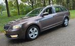 Skoda Octavia Combi 1.6 TDI Greenline 2e Eigenaar ! NL Auto, Voorwielaandrijving, Euro 5, Gebruikt, Metallic lak