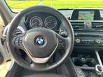 BMW 1-serie 116i NAP 5D Airco Xenon Nieuwe APK Navi Scherm V, Auto's, Gebruikt, 4 cilinders, Leder en Stof, Wit