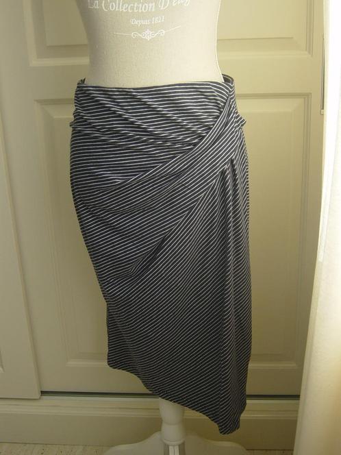 Rok TRICOT Blauw Wit gestreept maat M van WE NIEUW, Kleding | Dames, Rokken, Nieuw, Maat 38/40 (M), Blauw, Onder de knie, Ophalen