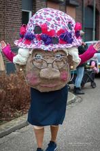 carnavalsgroep en carnavalswagen (opbouw), Ophalen, Zo goed als nieuw, Carnaval, Kleding