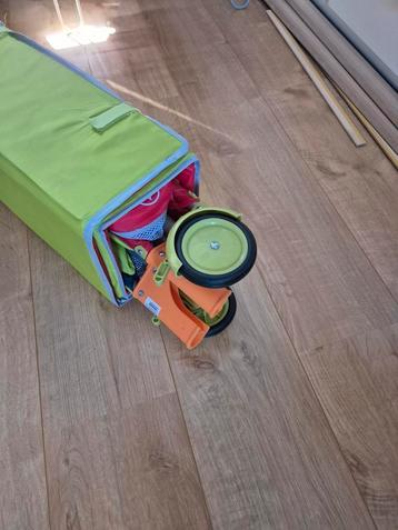 Zo goed als nieuw campingbedje met matrasje! beschikbaar voor biedingen