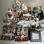 Kerstdorpje: 3 kersthuisjes, speeldoosjes en accessoires, Diversen, Kerst, Ophalen of Verzenden, Gebruikt