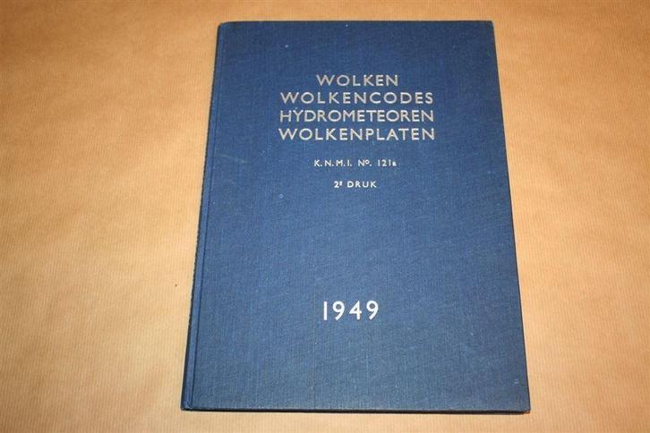 Wolken, wolkencodes, Hydrometeoren - KNMI - 1949 !!, Boeken, Wetenschap, Gelezen, Natuurwetenschap, Ophalen of Verzenden