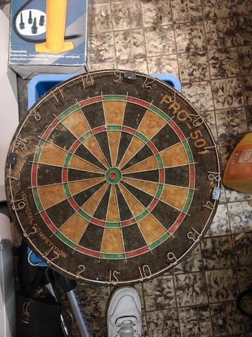 Dartbord  beschikbaar voor biedingen
