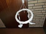 Rieten krans om op te hangen aan een ketting., Huis en Inrichting, Woonaccessoires | Kransen, Ophalen of Verzenden, Zo goed als nieuw