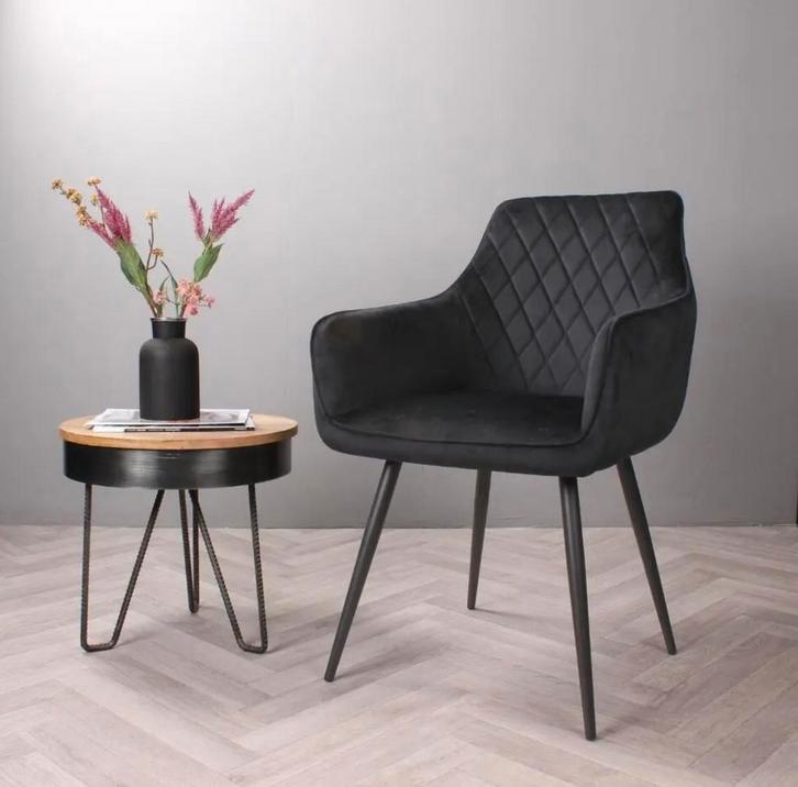 4 Eetkamerstoelen zwart velvet geruit met armleuningen zgan, Huis en Inrichting, Stoelen, Zo goed als nieuw, Vijf, Zes of meer stoelen