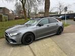 Mercedes-Benz A-Klasse A 200 AMG 163pk 7G-DCT 2019 Grijs, Auto's, Mercedes-Benz, 74 €/maand, 4 cilinders, Leder en Stof, 163 pk