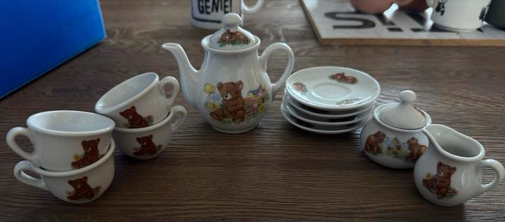 Douwe egberts - kinderservies porcelein, Kinderen en Baby's, Speelgoed | Babyspeelgoed, Zo goed als nieuw, Overige typen, Ophalen