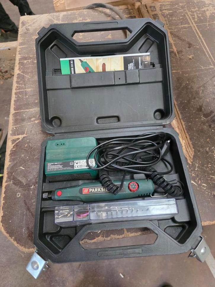 Parkside Dremel met Accessoires, Doe-het-zelf en Verbouw, Gereedschap | Overige machines, Gebruikt, Ophalen of Verzenden